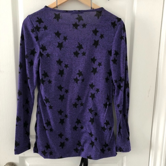 RICKI'S Long Sleeve Ruched Star Print Top - Picture 6 of 9